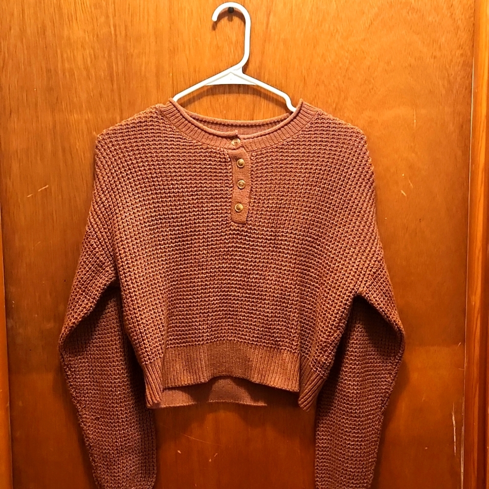 Brown Aeropostale sweater, size small.